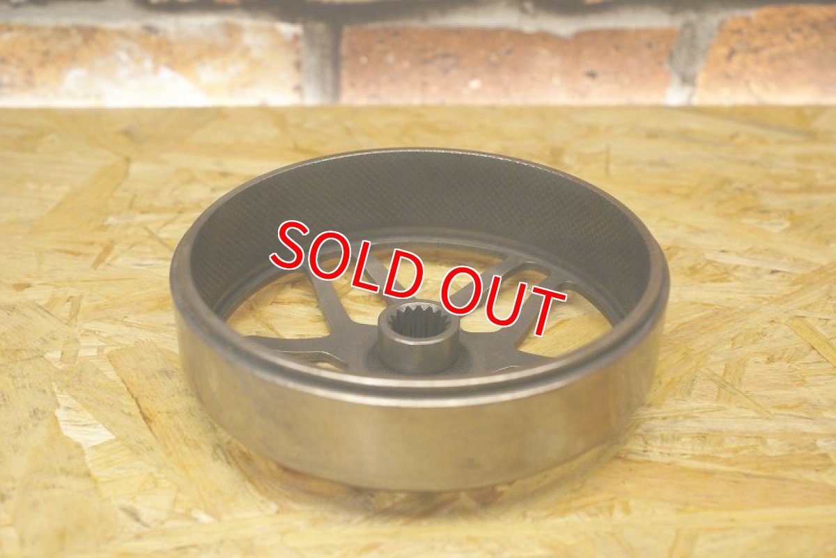 画像3: 新雅部品 軽量クラッチアウター 花型 644g　[シグナスX・BWS125] (3)