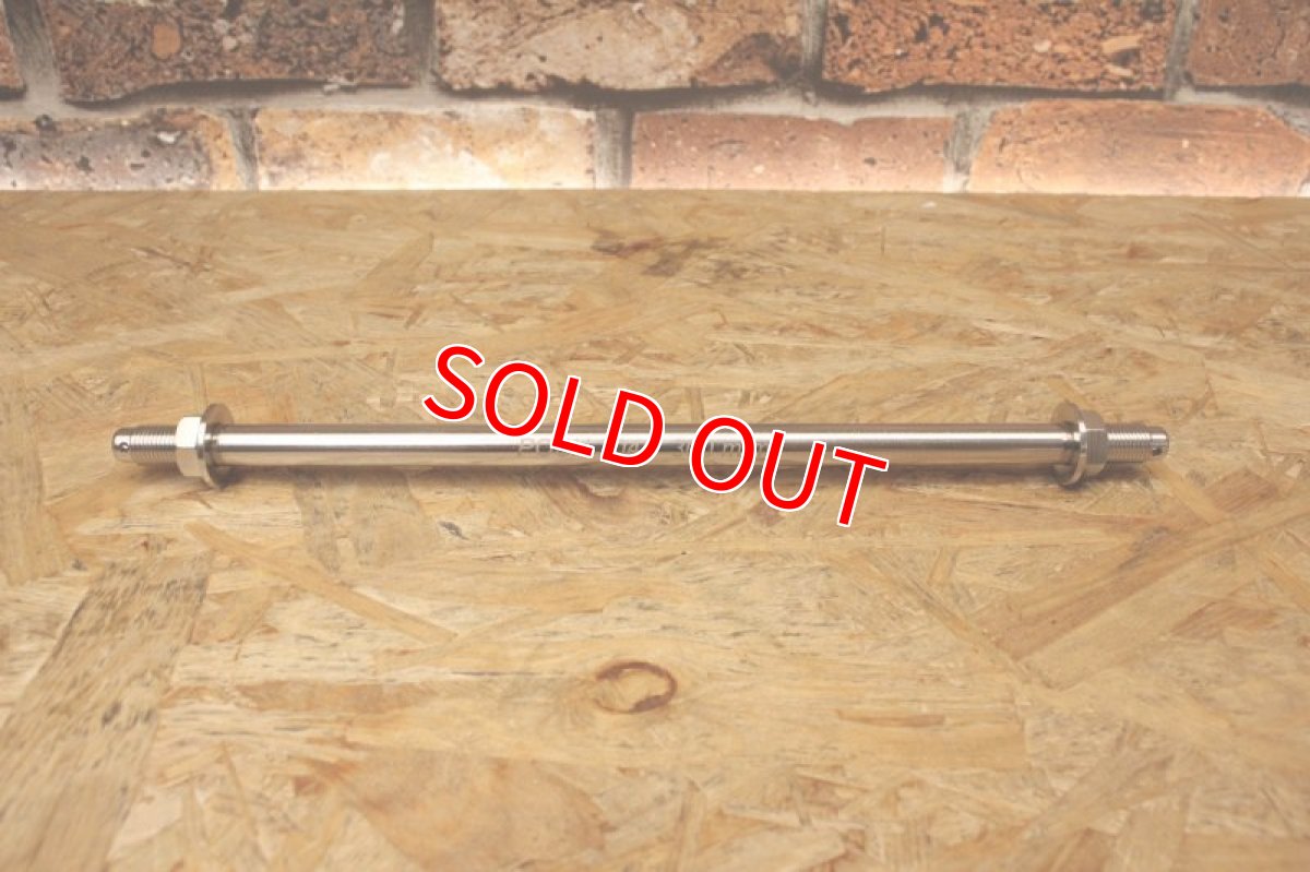 画像3: PK7 ステン アクスルシャフト 無色 [マジェスティS・SMAX] (3)