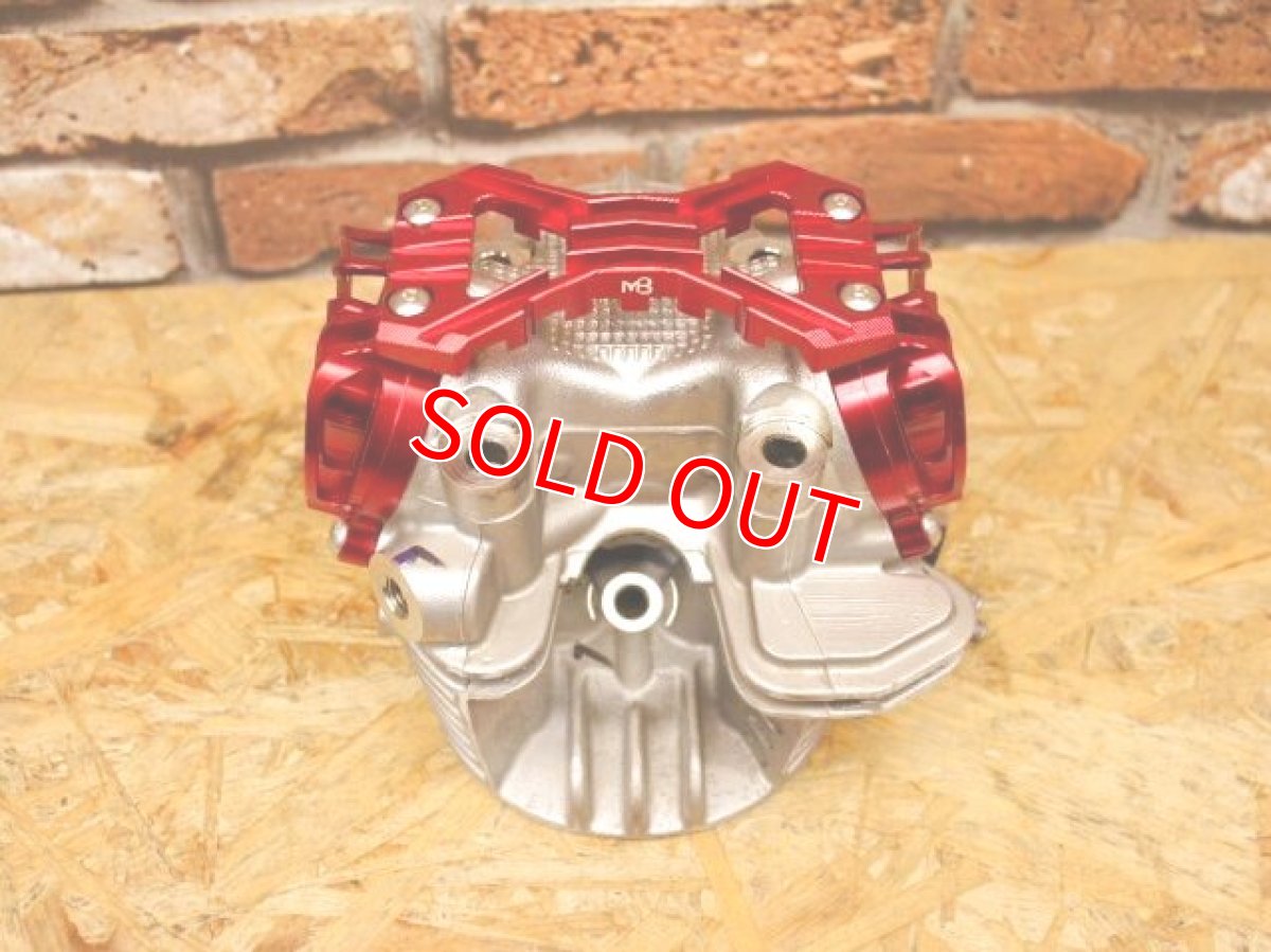 画像15: MB CNC ビレットキャリアタペットカバー　[シグナスX ・BW'S125]（ブラック/レッド/オレンジ） (15)