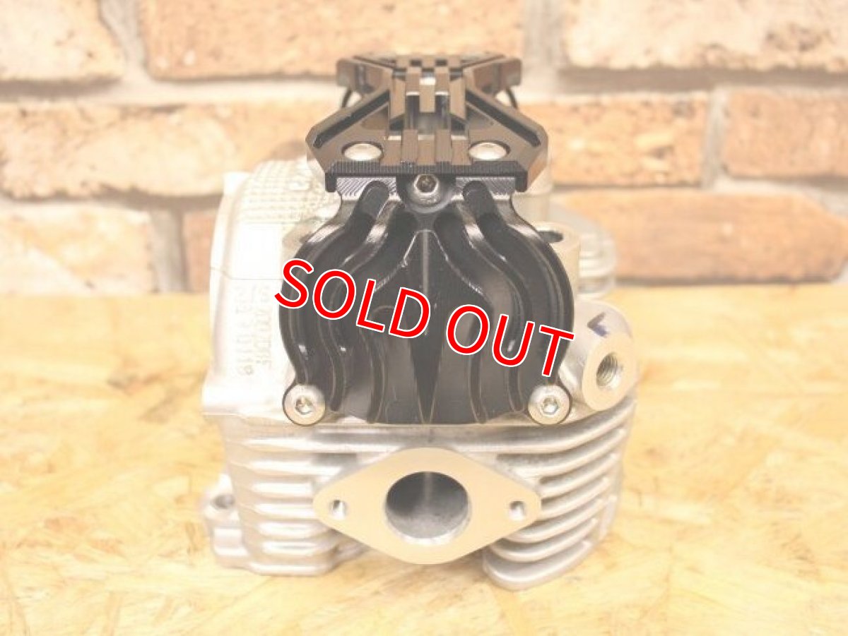 画像13: MB CNC ビレットキャリアタペットカバー　[シグナスX ・BW'S125]（ブラック/レッド/オレンジ） (13)