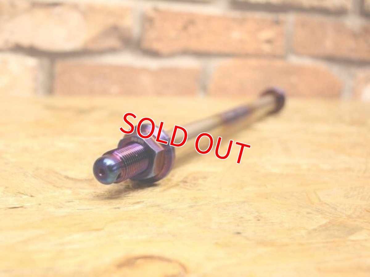 画像3: PK7 チタン アクスルシャフト 焼き色 [シグナスX全車] (3)