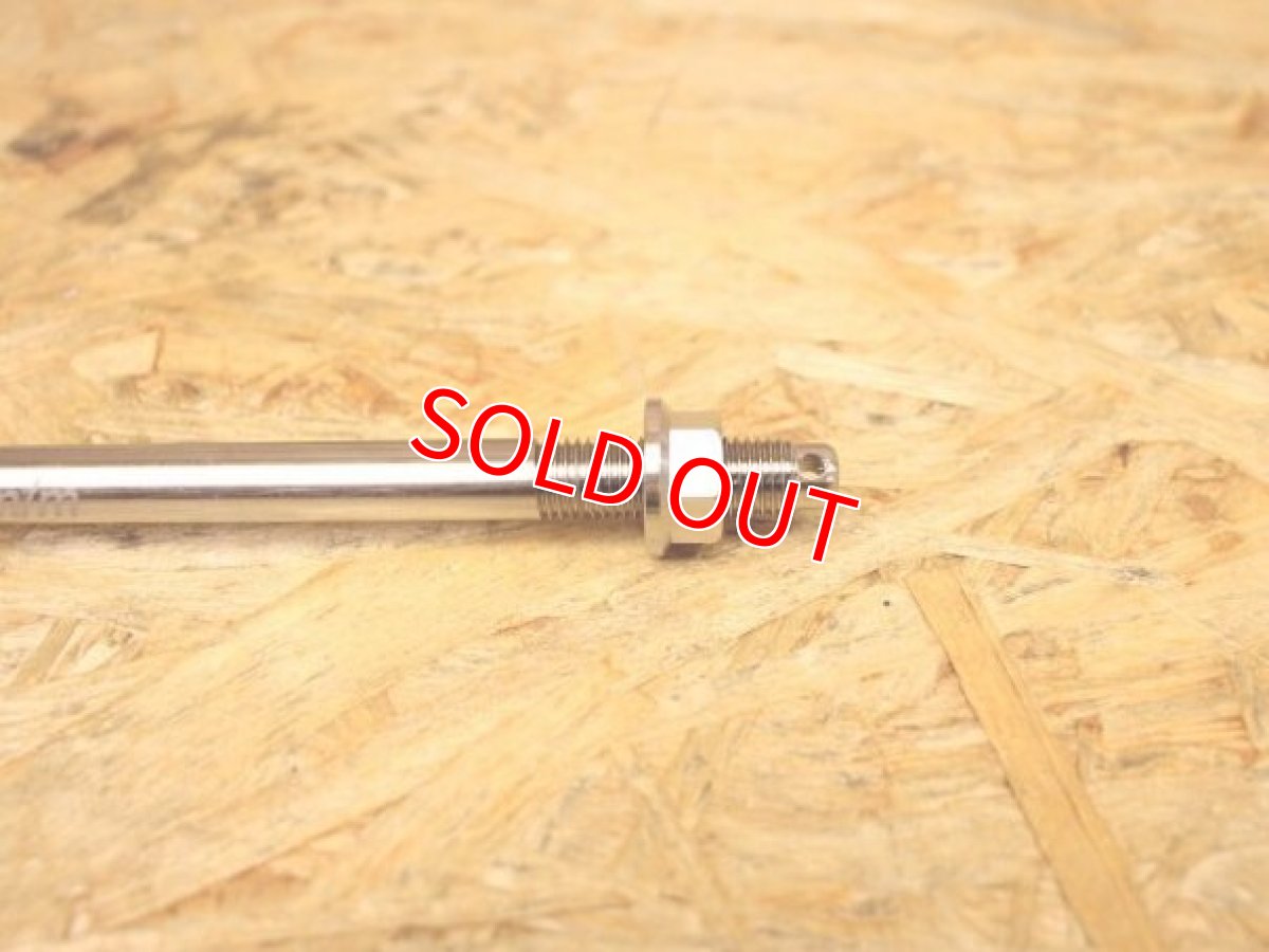 画像4: PK7 チタン エンジンハンガーシャフト 無色 [シグナスX・BW'S125] (4)