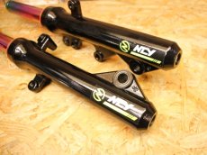 画像5: NCY N-17フロントフォーク (チタンカラー/ゴールド/ブラック)[2・3型シグナスX] (5)