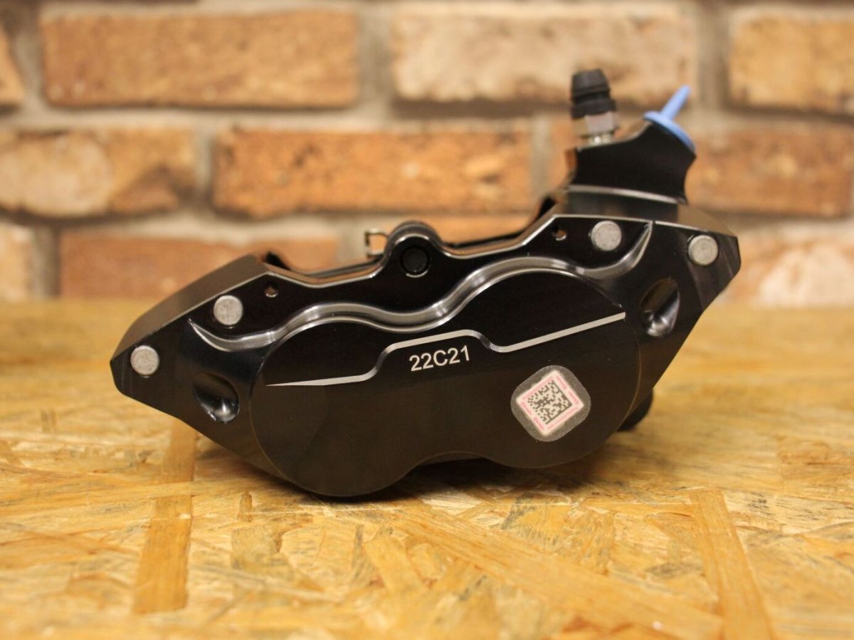 画像6: brembo ブレンボ CNCキャリパー ブラック P4 30/34  (40mmピッチ) （右用/左用） (6)