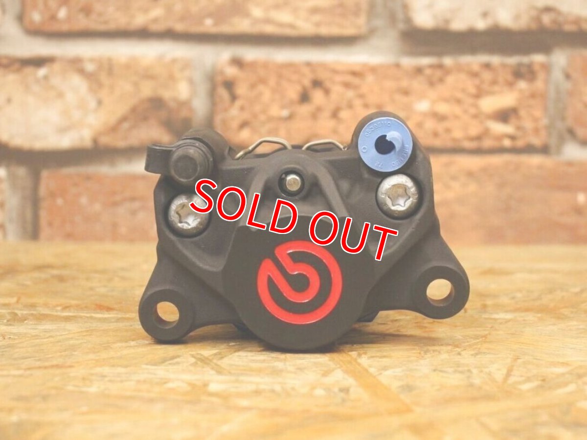 画像1: brembo ブレンボ キャスト キャリパー (84mmピッチ) 新カニ 赤ロゴ ブラック (1)