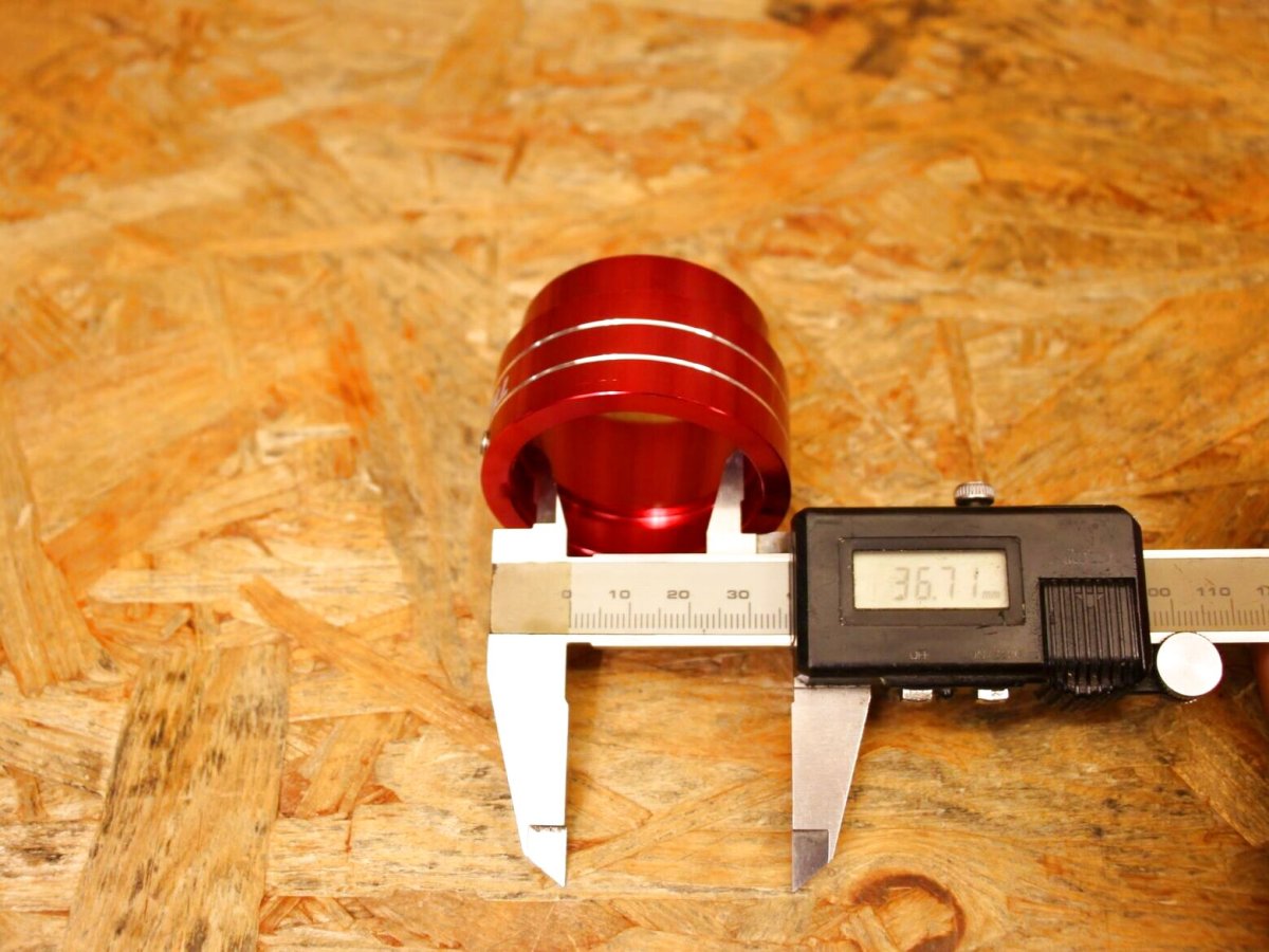 画像6: TRHC ファンネルアダプター ラージボディスロボ用(レッド/ブラック)  (6)