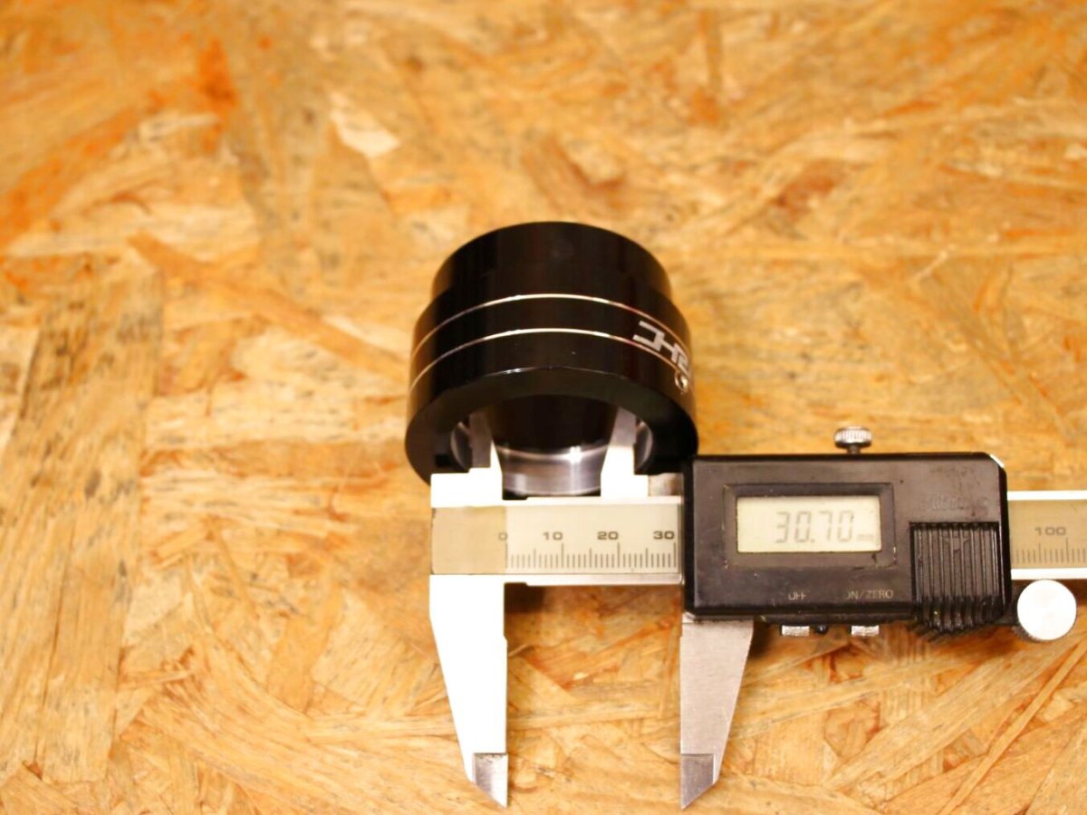 画像7: TRHC ファンネルアダプター スモールボディスロボ用(レッド/ブラック)  (7)