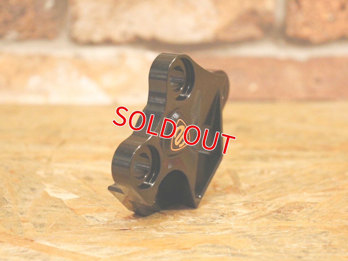 画像2: Triones キャリパーサポート 245mm 4POTキャリパー用 [3型シグナスX] (2)