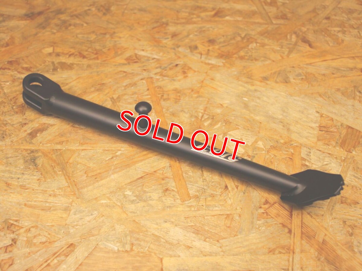 画像2: EPIC ブラックコーティングサイドスタンド ステンレス [シグナスX・BW'S125] (2)