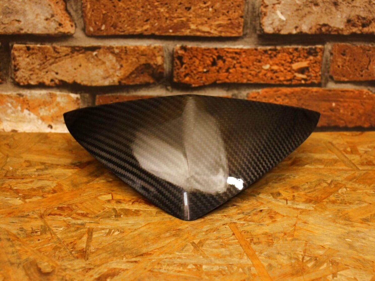 画像2: カーボンフロントマスクカバー＆メータートリム 貼り付けタイプ [3型シグナスX] (2)