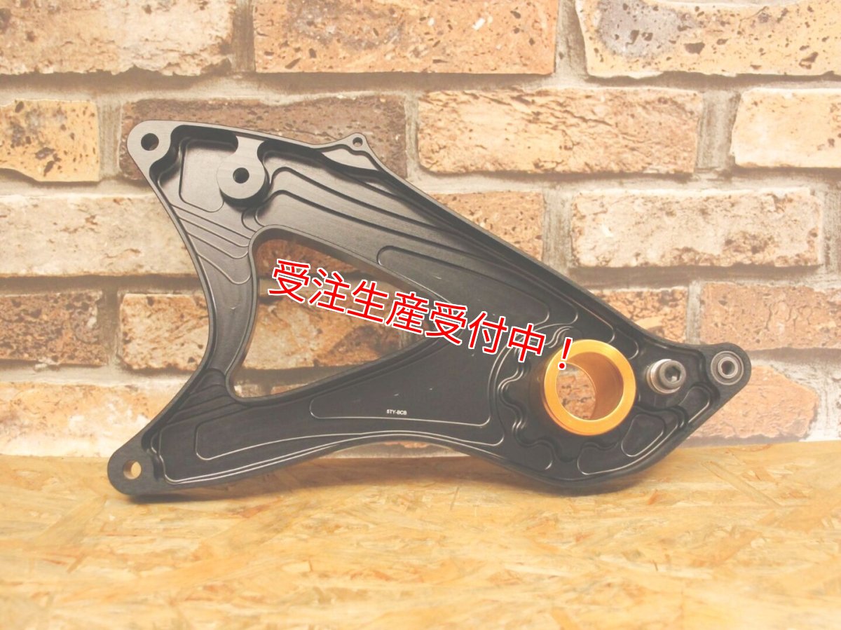 画像3: SHARK FACTORYアルミCNCスイングアーム カラーオーダー（STMベアリング組み込み済み） [1〜3型シグナスX] (3)