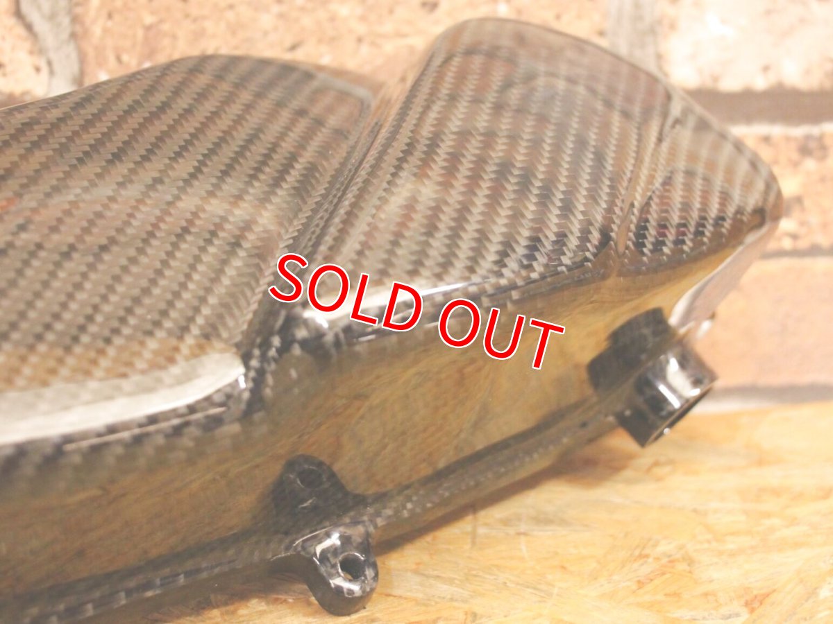 画像2: カーボンエアクリーナーBOXカバー 交換タイプ[1.2.3型シグナスX] (2)