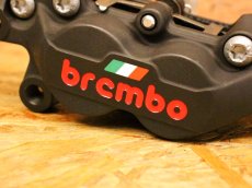 画像4: brembo ブレンボ キャストキャリパー P4 ブラック×イタリアンフラッグ (40mmピッチ) （右用/左用） (4)