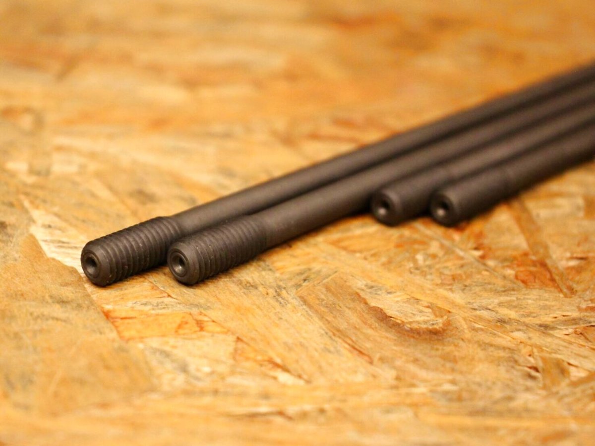 画像3: NECTO×Party up 強化スタッドボルト （標準長/7mmロング） [シグナスグリファス・3型BW'S125・2型NMAX125/155・X FORCE] (3)