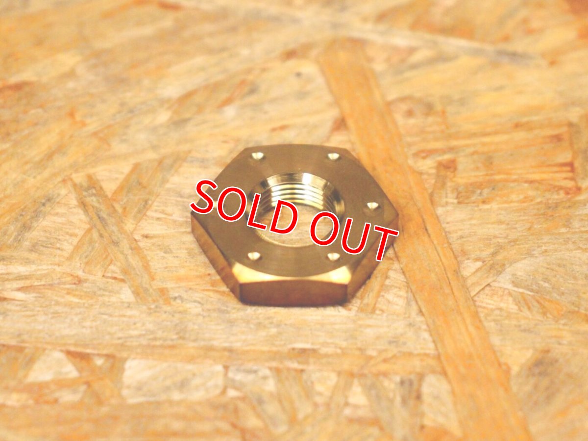 画像2: PK7 クラッチアウターナット チタン 焼き色 1個［シグナスグリファス・3型BW'S125・2型NMAX125/155・X FORCE・FORCE2.0］ (2)