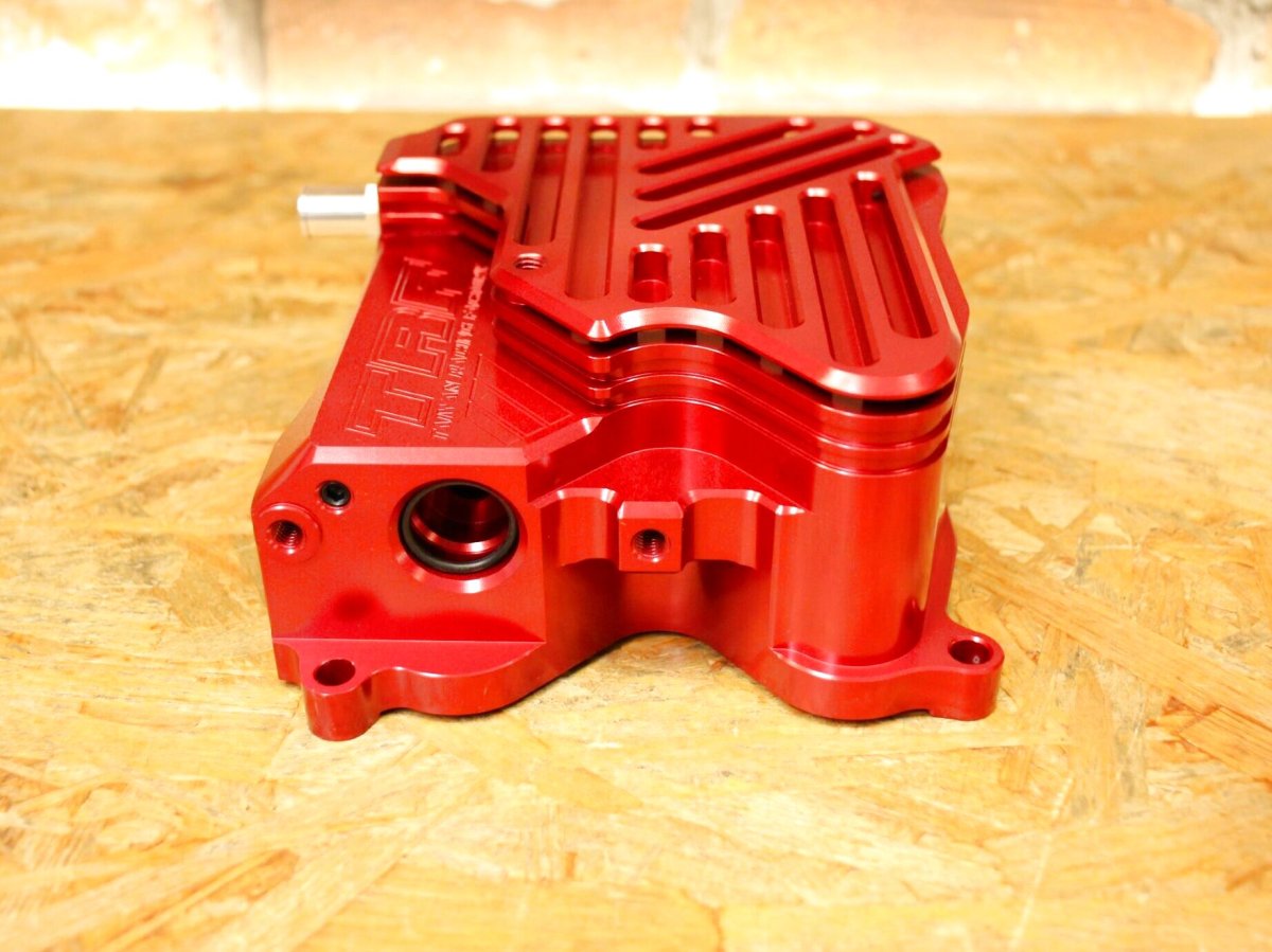 画像5: TRF CNC削り出しヘッドカバー（ブラック/レッド/ピンク/シルバー）［シグナスグリファス・3型BW'S125・2型NMAX125/155・X FORCE］ (5)