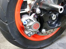 画像5: COME FROM リアキャリパーサポート 230mmディスク×Bremboカニ（84mmピッチ） [シグナスグリファス・3型BW'S125・X FORCE・FORCE2.0] (5)