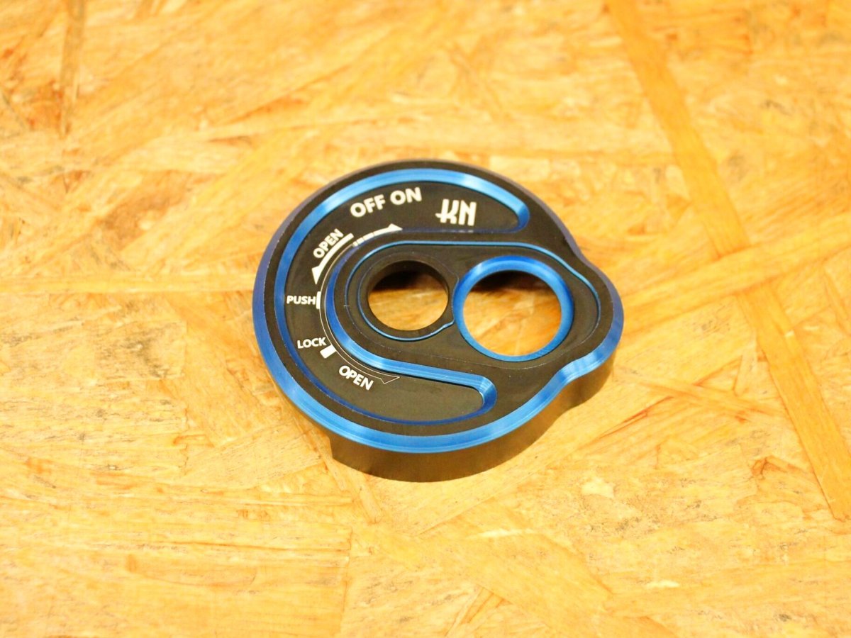 画像8: KN企画 キーカバータイプR [2~5型シグナスX 国内仕様/マジェスティS]（マットブラック/ゴールド/シルバー/レッド/ブルー） (8)