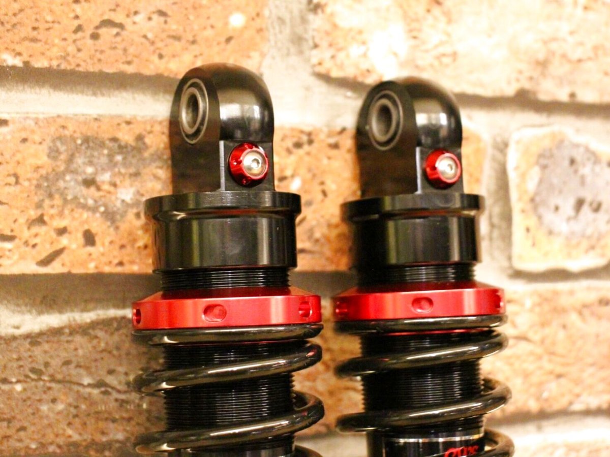 画像4: KN企画 スーパーアブソーベントショック ローダウン (ブラック/ゴールド/レッド/ブルー) [シグナスグリファス/2型NMAX125/155/X FORCE/FORCE2.0] (4)