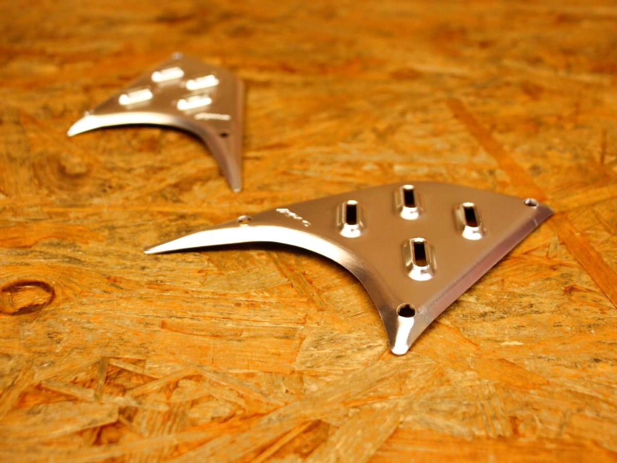 画像4: K&S アルミフロアボード フロント [5型シグナスX]（シルバー/ガンメタ） (4)