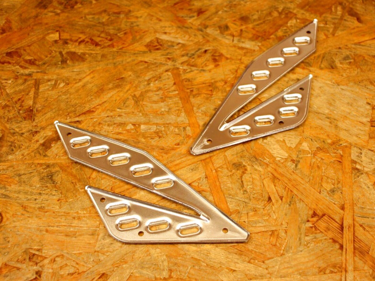 画像3: K&S アルミフロアボード フロント [4型シグナスX]（シルバー/ガンメタ） (3)