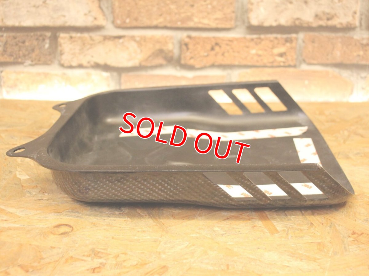 画像5: カーボンフューエルタンクカバー Type2 [4・5型シグナスX] (5)