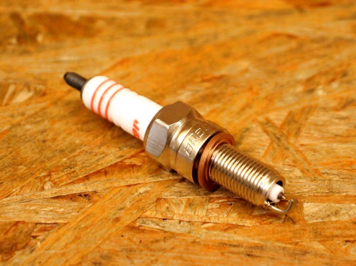 画像7: aRacer DUAL IRIDIUM スパークプラグ [シグナスX・BWS125・シグナスグリファス・マジェスティS・NMAX125/155]（7番/8番） (7)