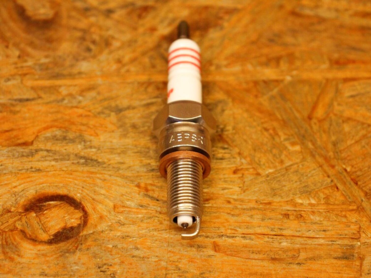 画像3: aRacer DUAL IRIDIUM スパークプラグ [シグナスX・BWS125・シグナスグリファス・マジェスティS・NMAX125/155]（7番/8番） (3)