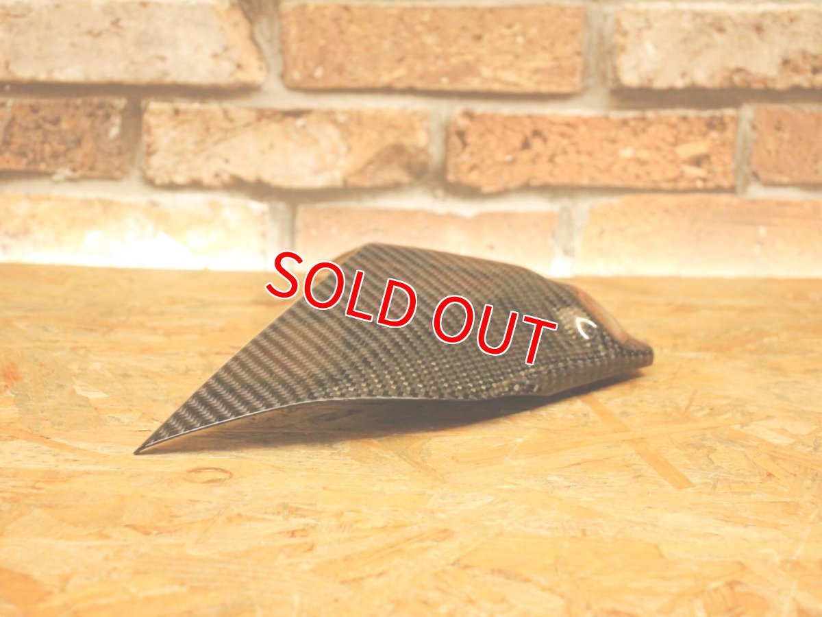 画像3: カーボンアッパーカウルカバー ハーフ [3型シグナスX] (3)