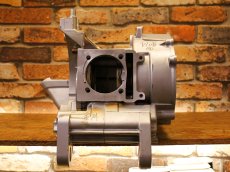 画像10: ボーリング加工（シリンダー挿入部75mm）済みクランクケース（4.5型シグナスX） (10)