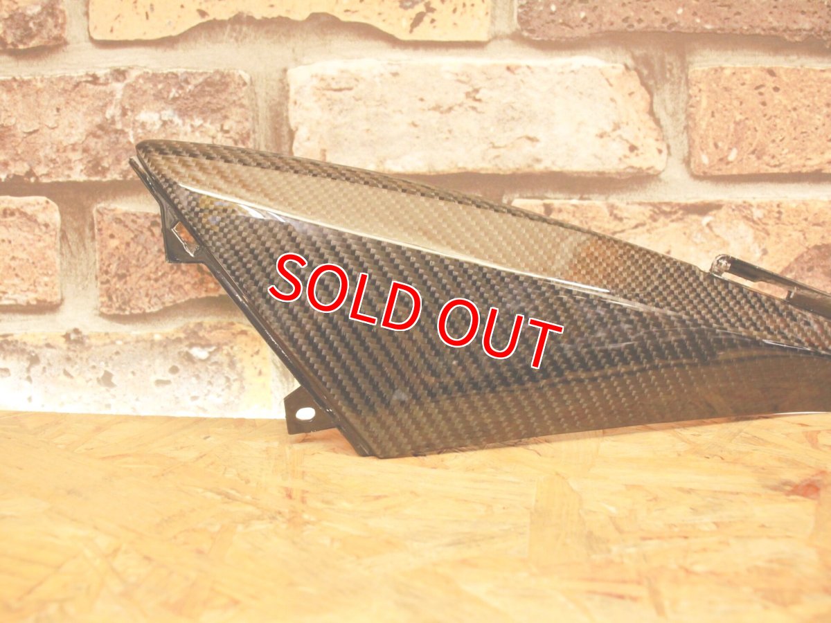 画像2: カーボン サイドカバー左右セット交換タイプ［5型シグナスX］ (2)
