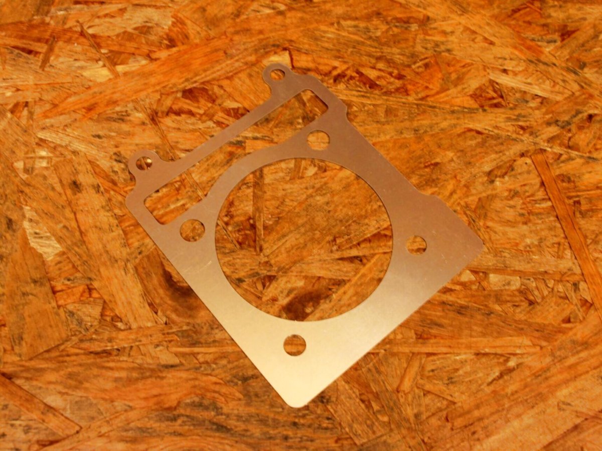 画像2: アルミシリンダーベース （内径63.5φ/71φ/74φ・厚さ0.4mm/0.5mm/0.6mm/1mm) [シグナスX・BW’S125] (2)