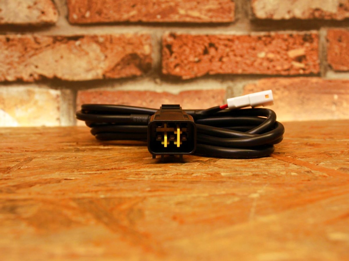 画像2: aRacer 6極↔4極変換ハーネス (2)