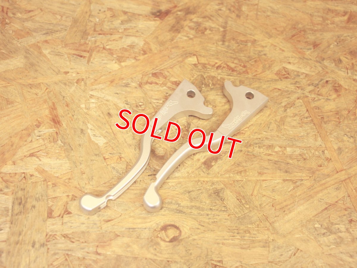 画像11: Partyup ワークスショートブレーキレバー [4・5型シグナスX/2型BW'S125] （ブラック/シルバー/ゴールド/レッド/ブルー） (11)