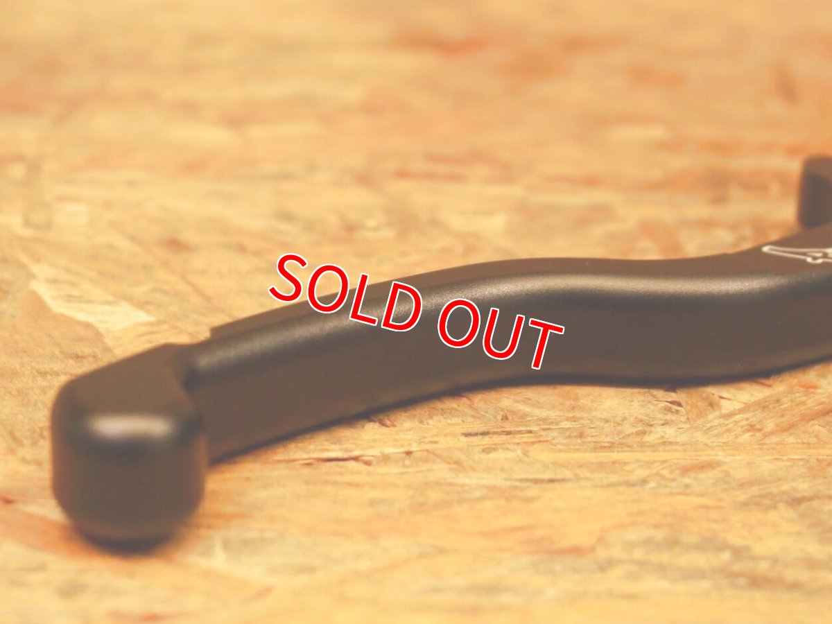 画像8: Partyup ワークスショートブレーキレバー [1〜3型シグナスX] （ブラック/シルバー/ゴールド/レッド/ブルー） (8)