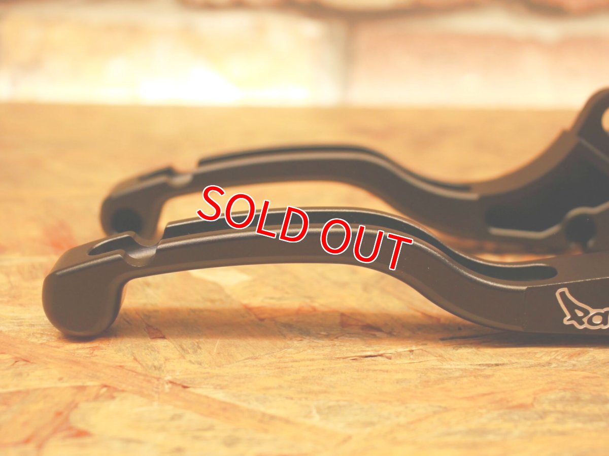 画像9: Partyup ワークスショートブレーキレバー [1〜3型シグナスX] （ブラック/シルバー/ゴールド/レッド/ブルー） (9)