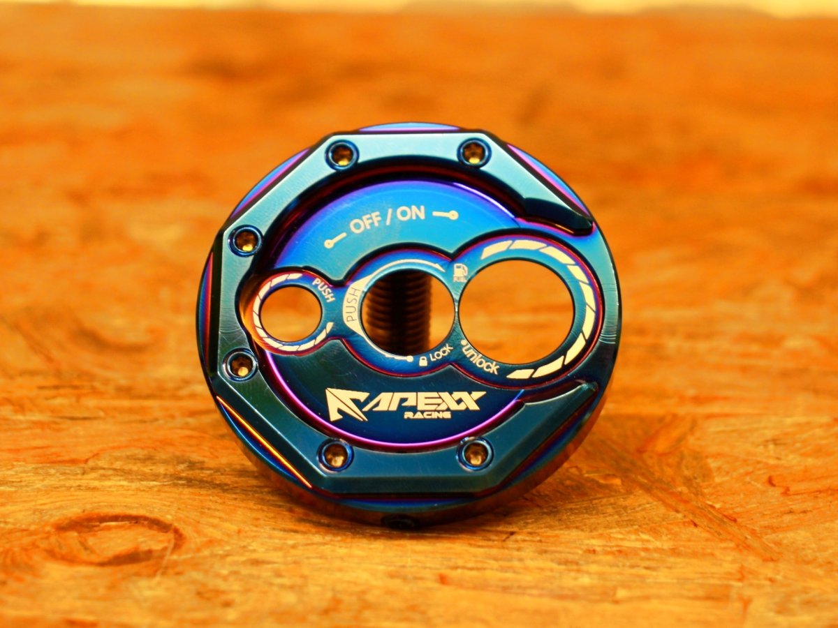 画像4: APEXX キーシリンダーカバー [シグナスグリファス・3型BW'S125]（チタン/ブラック/ゴールド/レッド/ブルー） (4)