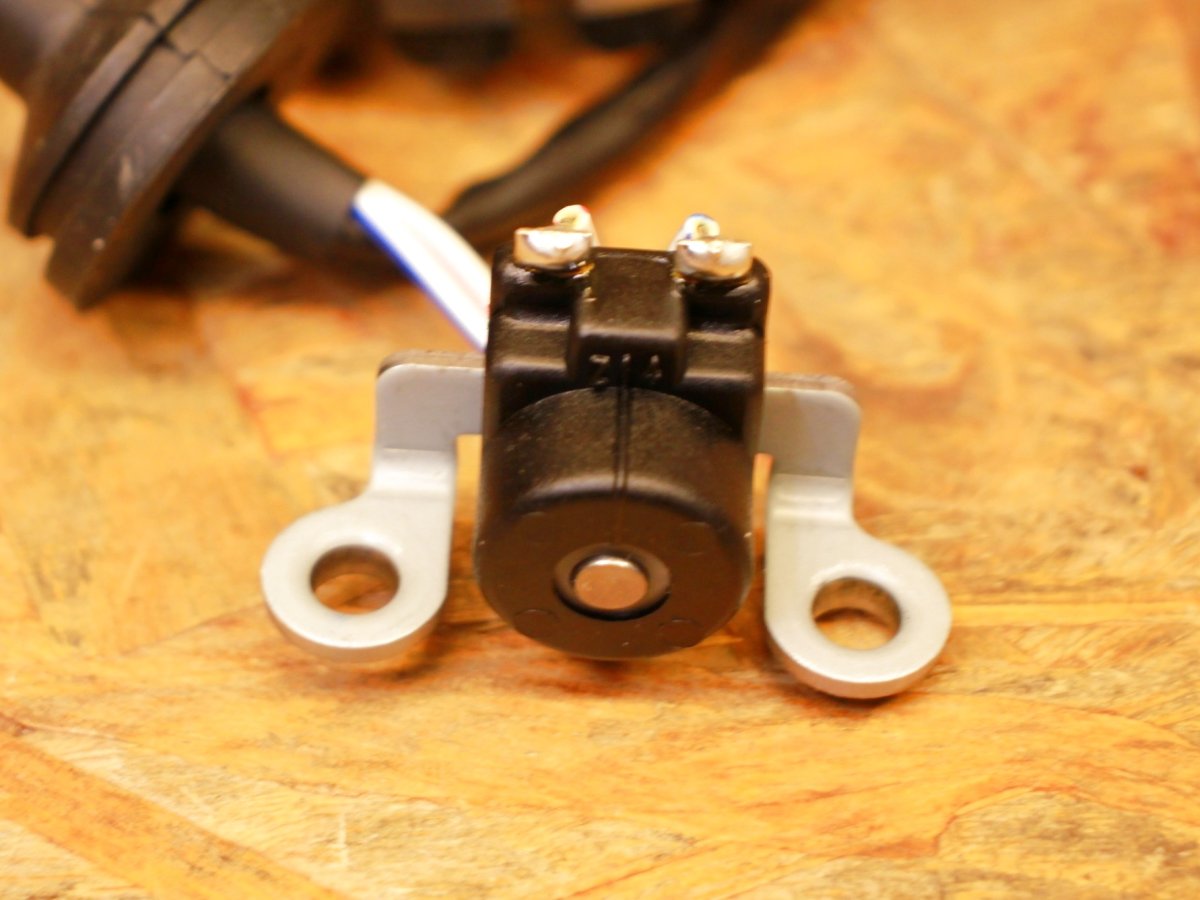 画像3: ヤマハ純正 ジェネレーター［3型シグナスX］1CJ-H1410-12 (3)