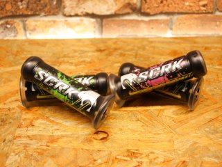 シグナスX・BW'S125のカスタムパーツショップ [ Partyup