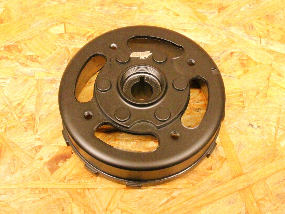 画像3: SCRK CNC軽量加工フライホイール  [2〜5型シグナスX/1〜2型BW'S125] (3)