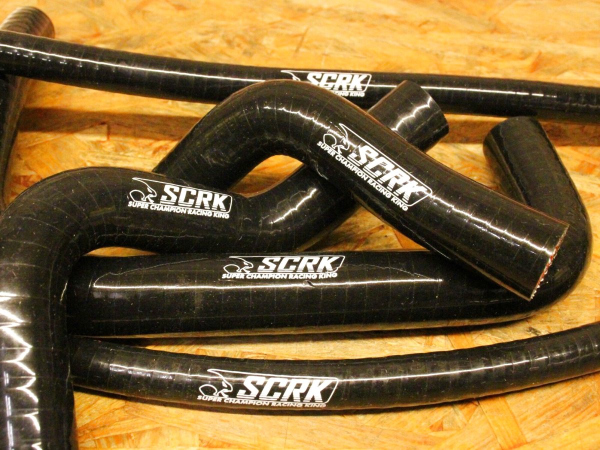 画像2: SCRK ラジエーターホースセット（ブラック/ホワイト/レッド/ブルー）［シグナスグリファス］ (2)