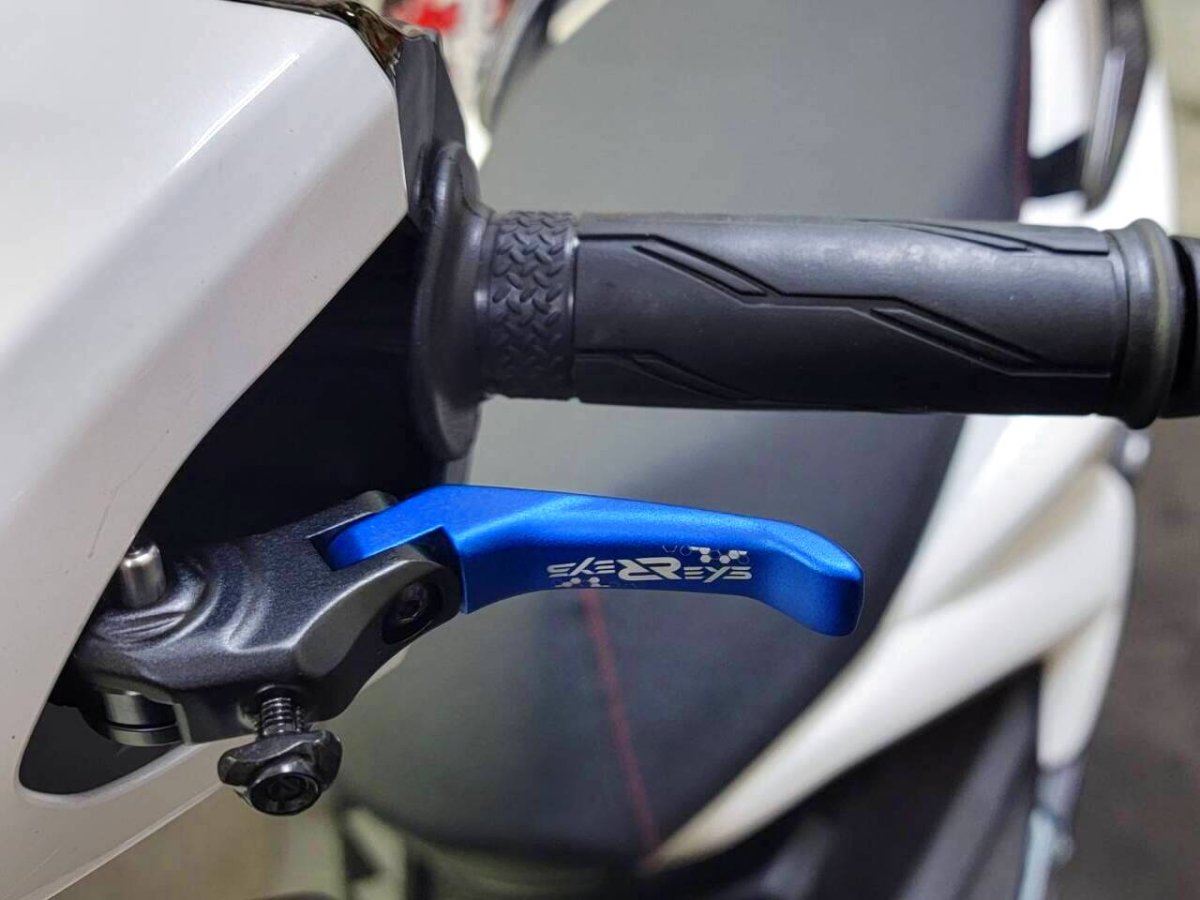 画像2: REYS ブレーキレバー競技版/標準版 15段階調整式パーキングブレーキ機能付き 全7色 [1〜3型シグナスX] (2)