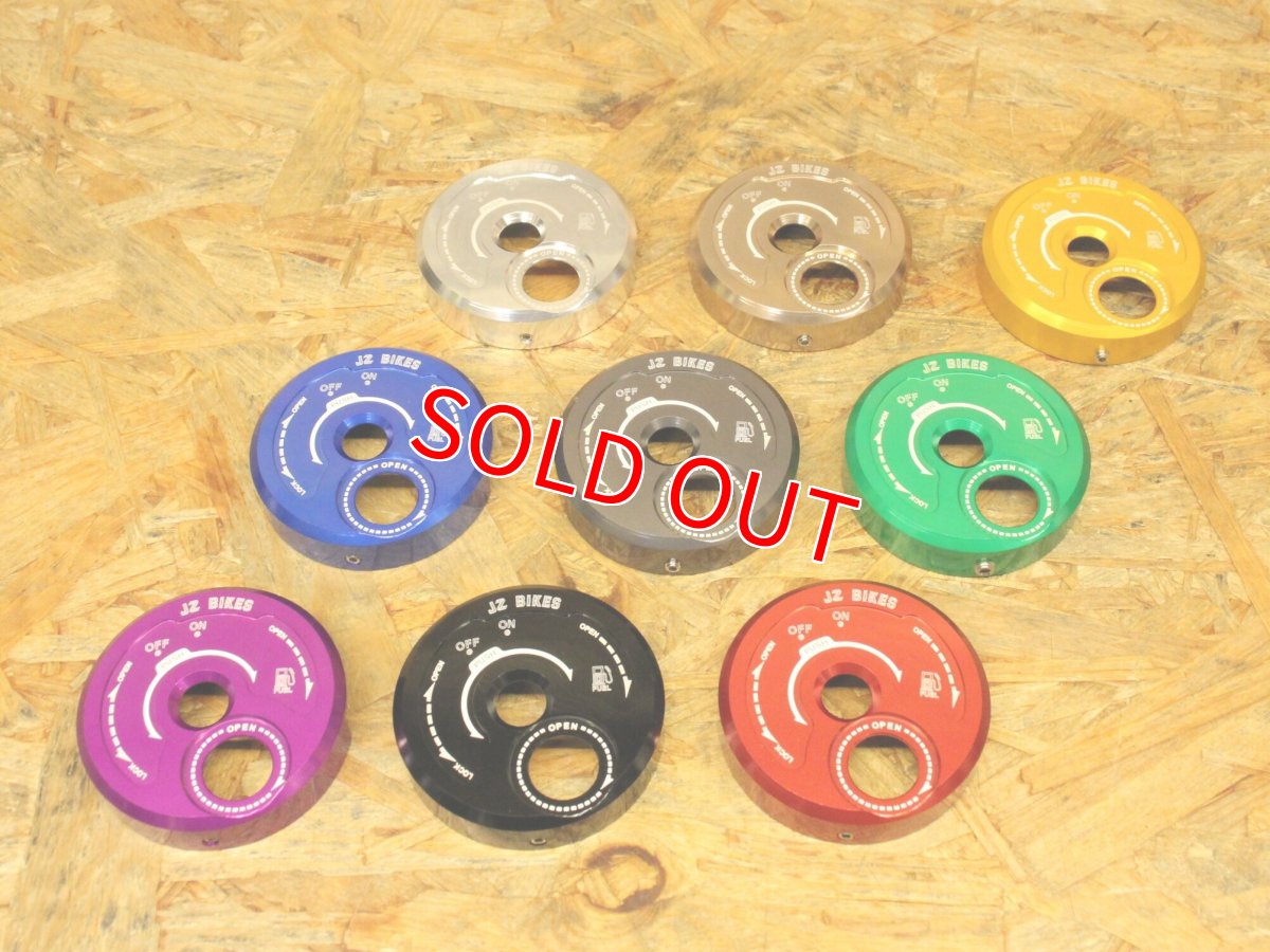 画像1: JZ BIKES イグニッションキーカバー（全9色） [2〜5型シグナスX台湾仕様・SMAX] (1)