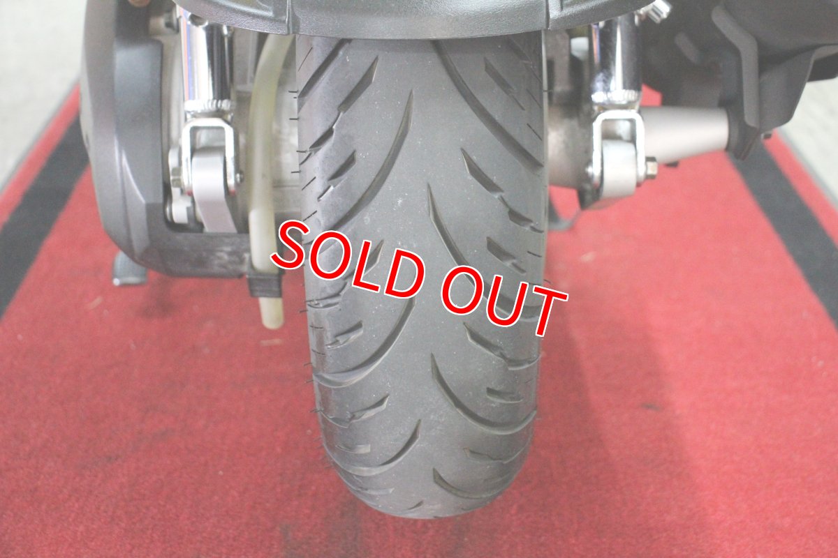 画像15: ライトカスタム中古車 シグナスX 5型国内仕様 Monster Energy Yamaha MotoGP Edition 800台限定車 走行17,200キロ (15)