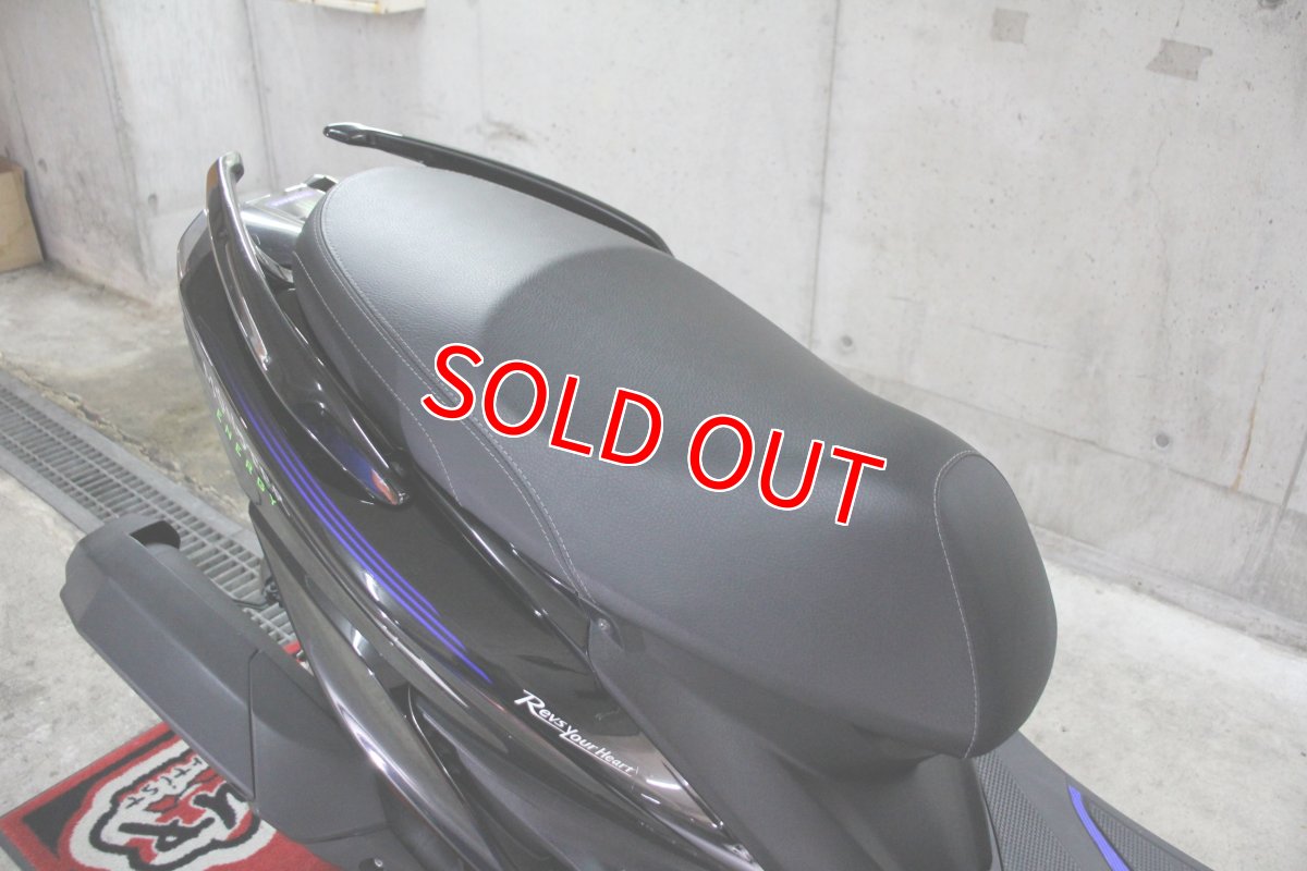 画像18: ライトカスタム中古車 シグナスX 5型国内仕様 Monster Energy Yamaha MotoGP Edition 800台限定車 走行17,200キロ (18)