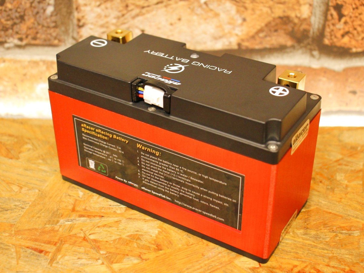 画像3: aRacer eRacing Battery 超軽量リチウムバッテリー（5.0B/7.5B）［シグナスX・シグナスグリファス・他］ (3)