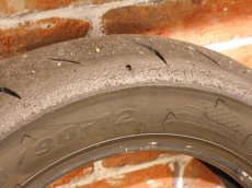 画像4: 中古品！レース落ちタイヤ CST CM-SR 2nd 100/90-12 フロント向け (4)