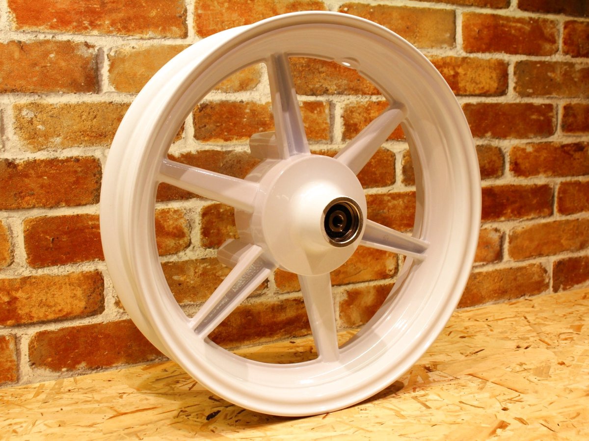 画像11: RCB 13インチ SP811 スポーツホイール 前後セット（ブラック/ホワイト） [シグナスグリファス・3型BW'S125] (11)