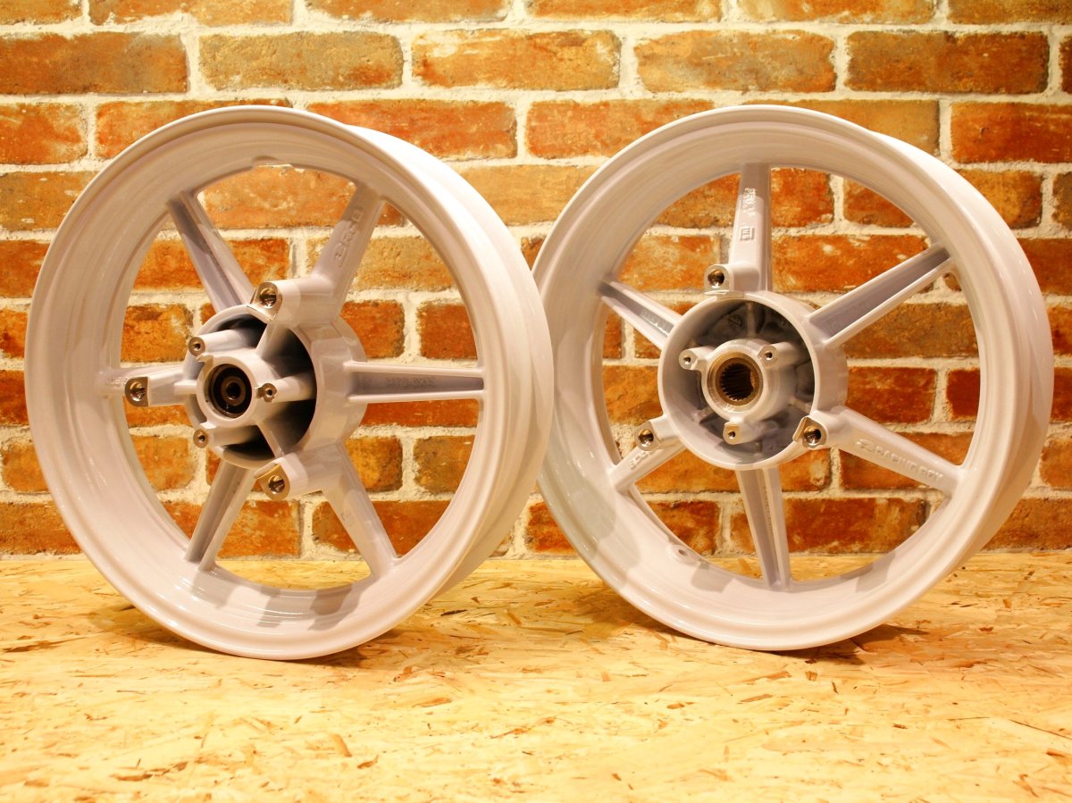 画像7: RCB 13インチ SP811 スポーツホイール 前後セット（ブラック/ホワイト） [シグナスグリファス・3型BW'S125] (7)