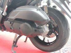 画像26: ライトカスタム中古車 NMAX125 2型国内仕様 走行8,800キロ パステルダークグレー (26)